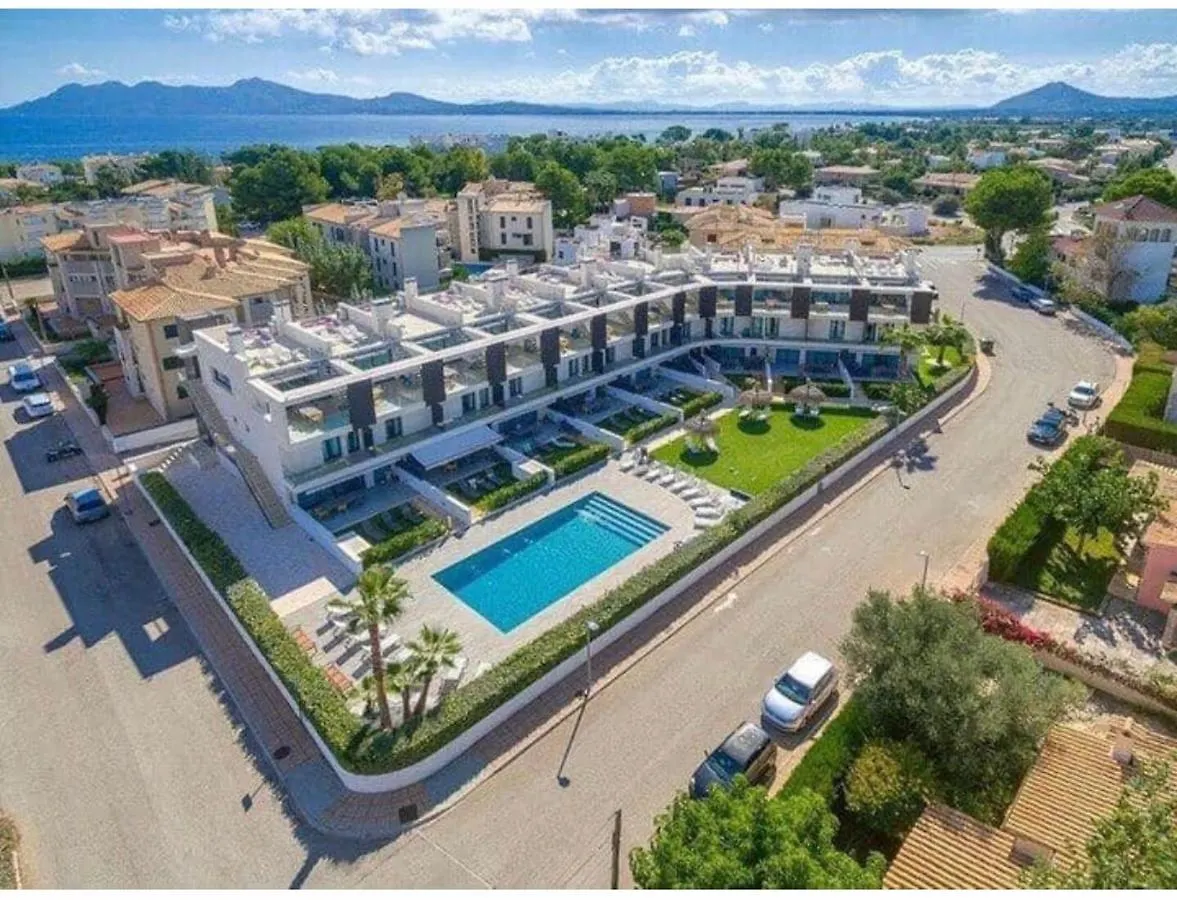 Apartments La Perla Port de Pollenca 0*,  Spain